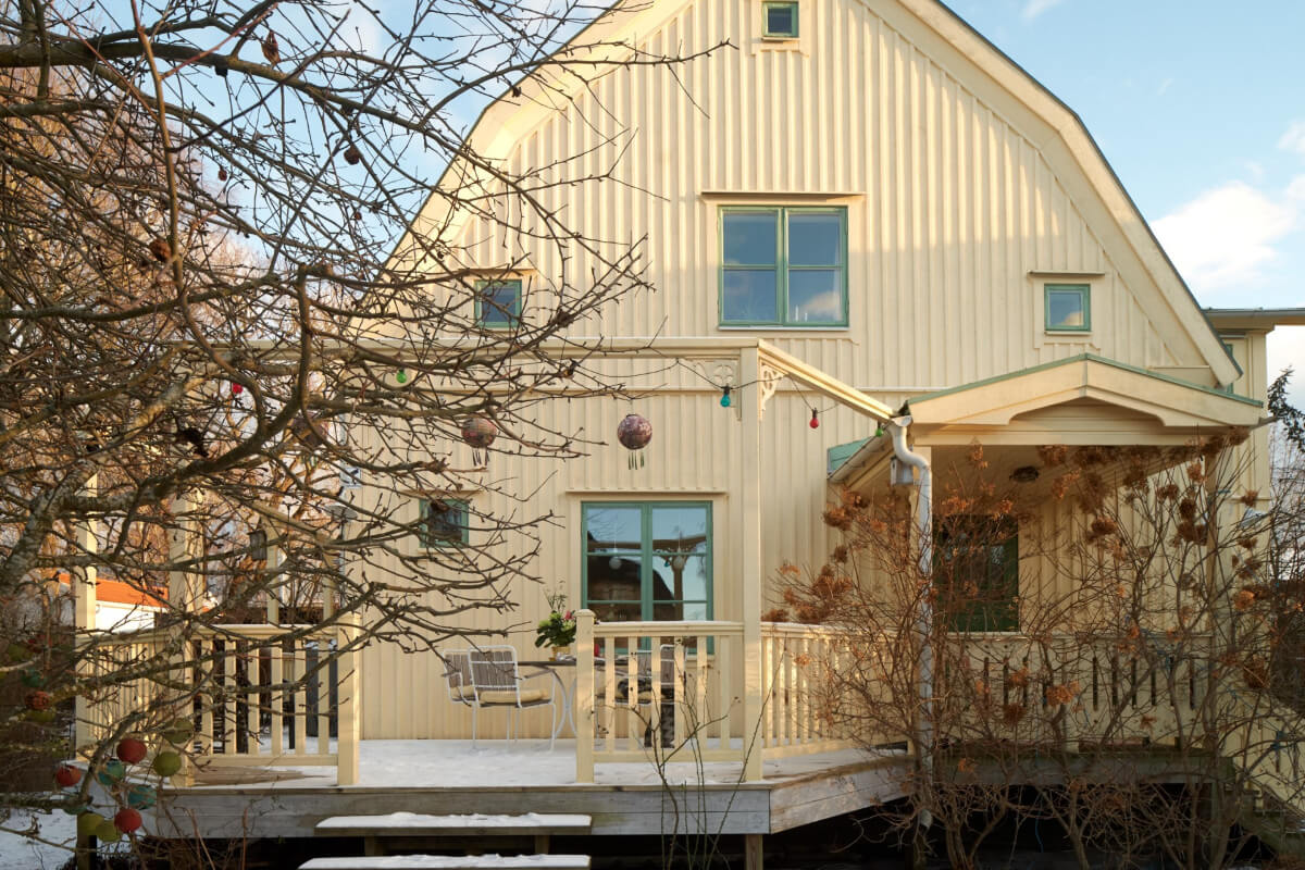 Colorful Interiors in a Wonderful Early 20th Century Swedish Villa 50 light yellow swedish house with wooden terrace