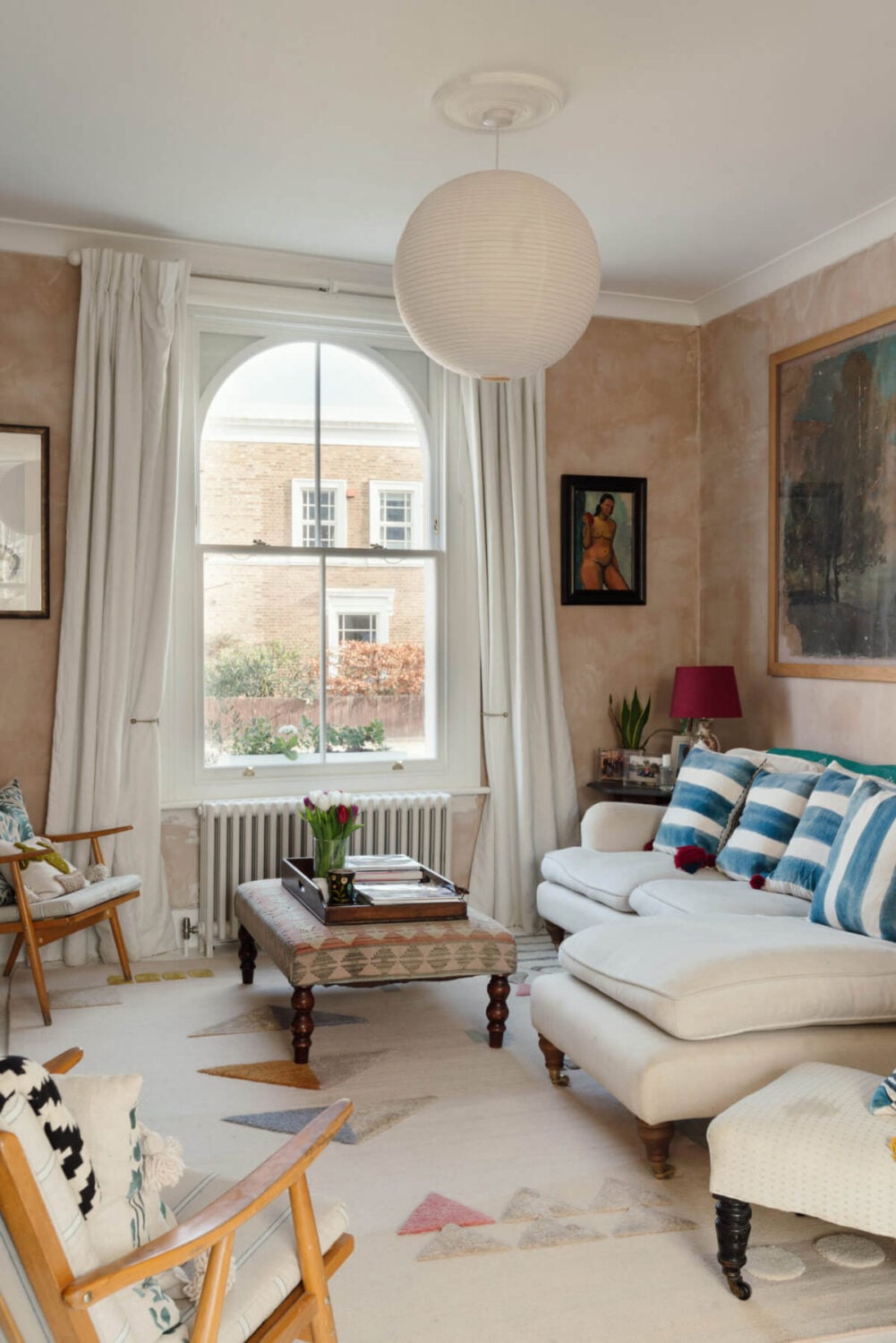 Best of 2025: Living Rooms 21 living room arched window pink plaster walls
