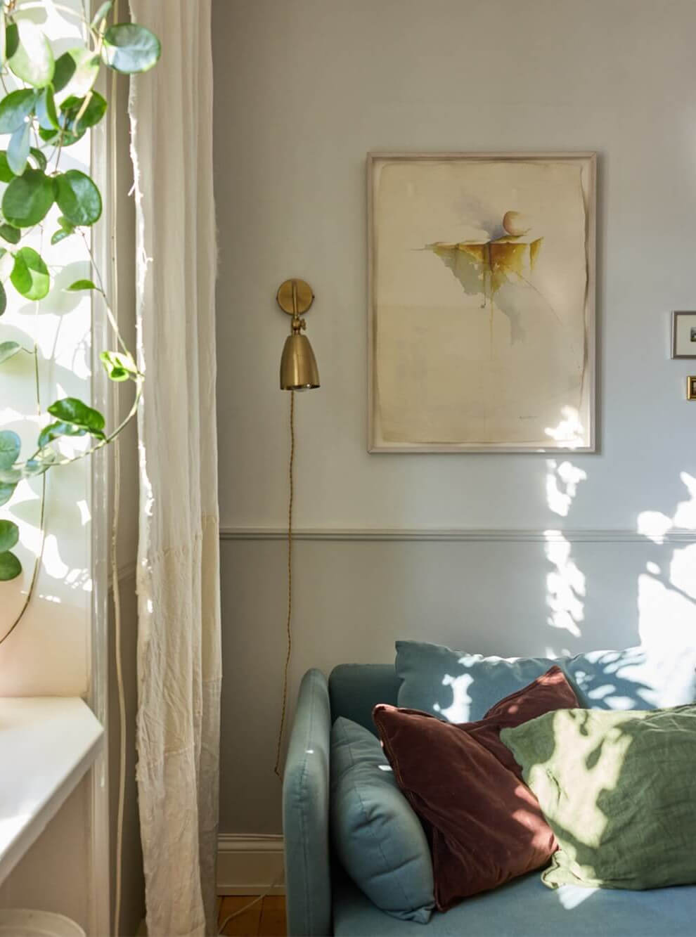 A Charming Apartment with Period Details in Malmö 3 living room detail