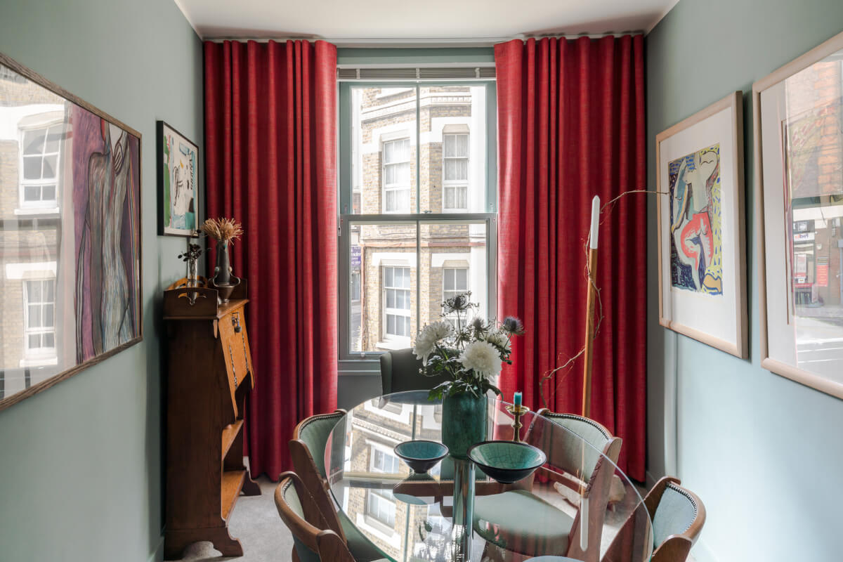 A Narrow Five-Story House with a Roof Garden in London's Clerkenwell 13 narrow dining room
