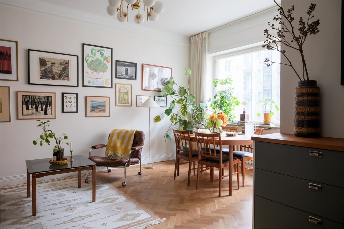 A Small Open-Plan Apartment with Midcentury Furniture 4 open plan living space kitchen A Small Open-Plan Apartment with Midcentury Furniture