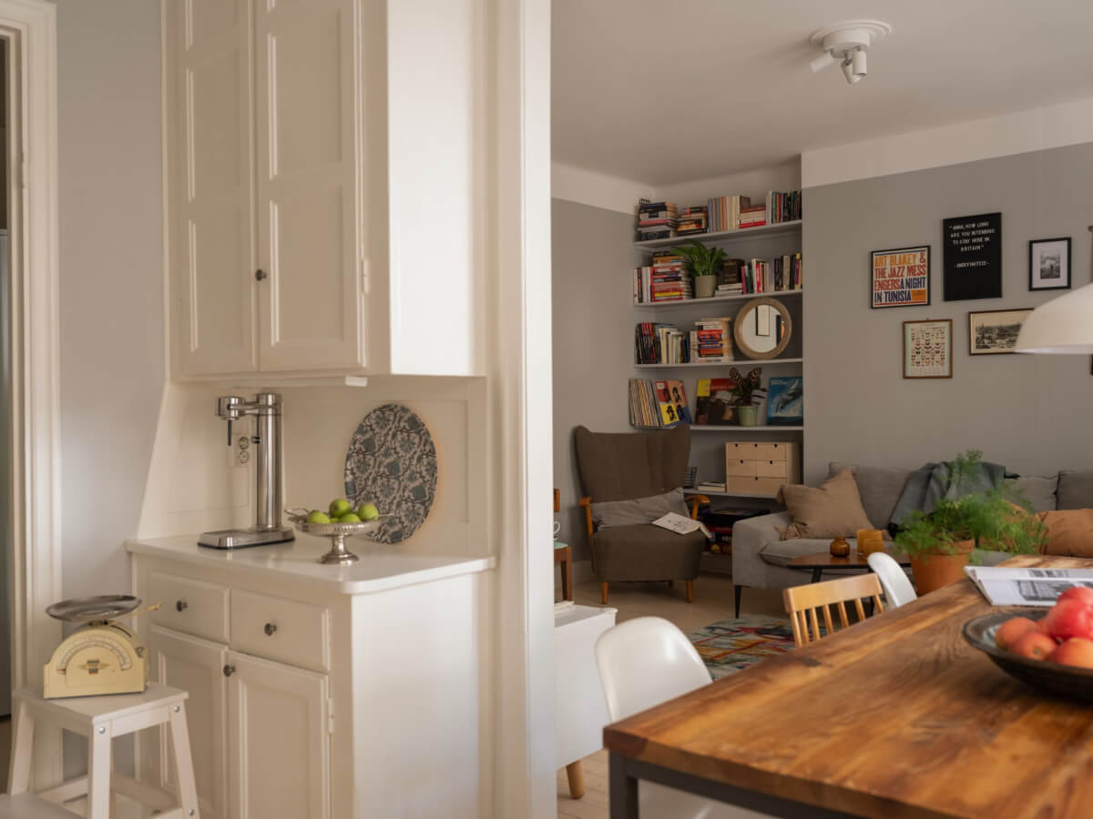 A Charming One-Bedroom Apartment in a 1920s Building 12 original kitchen cabinet