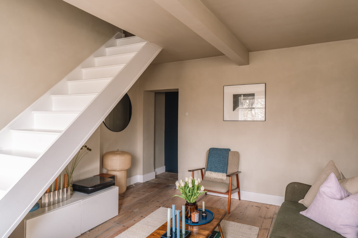 Contemporary Interiors in a Georgian Duplex Apartment in London 4 original wooden floorboards living room