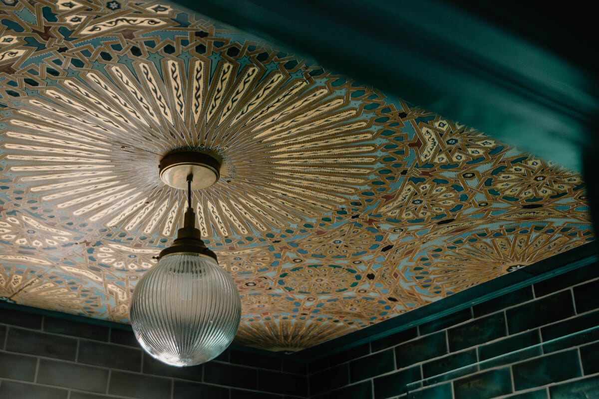 27 Statement Ceiling Ideas That Will Spruce Up Any Room 16 painted ceiling detail