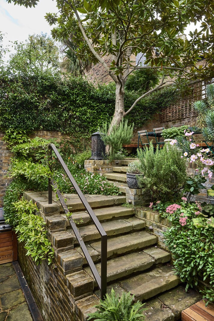 Best of 2025: Balconies and Gardens 66 raised garden