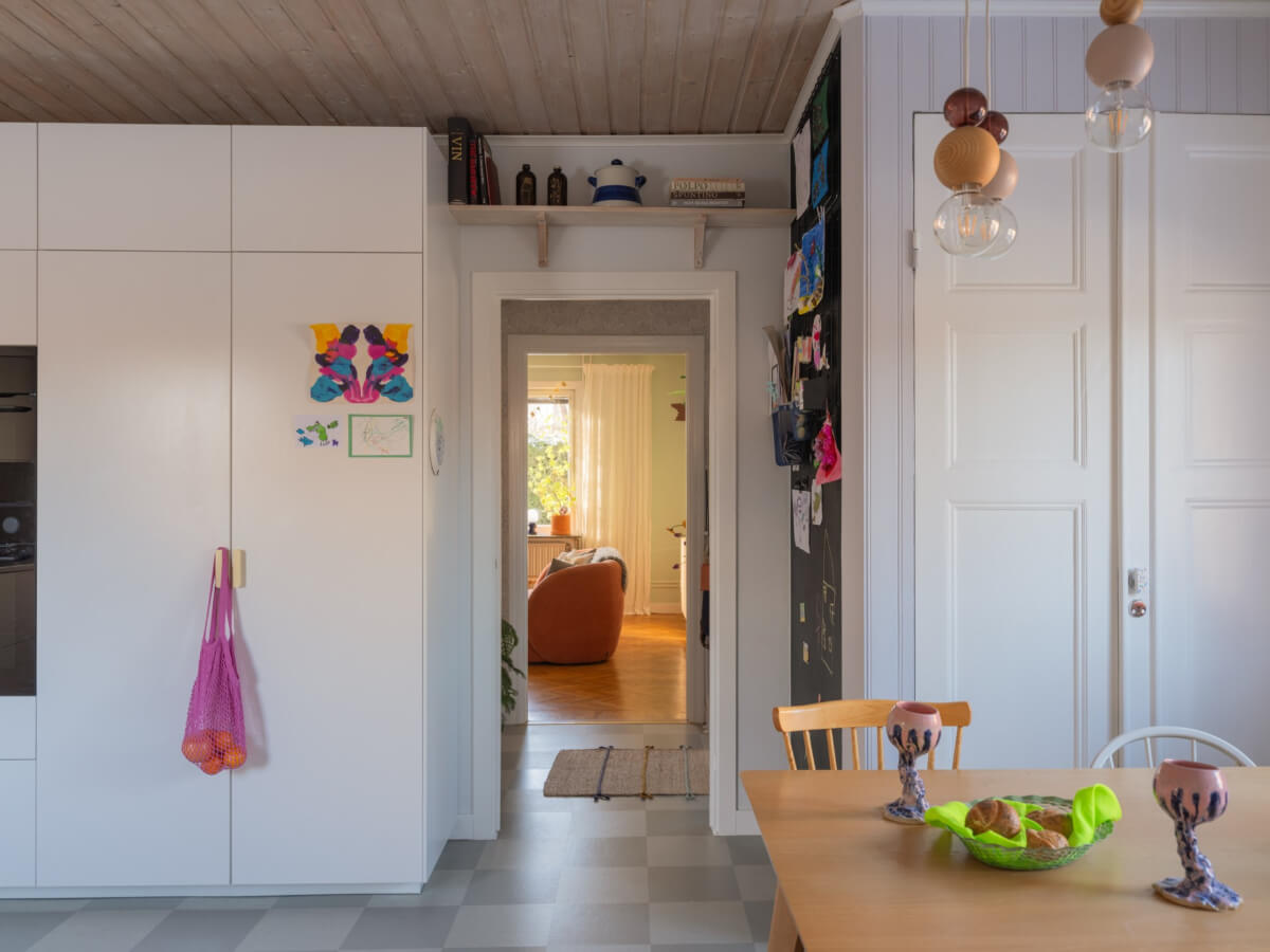 Colorful Decor in a Charming Family Duplex Apartment in Stockholm 19 shelf above door