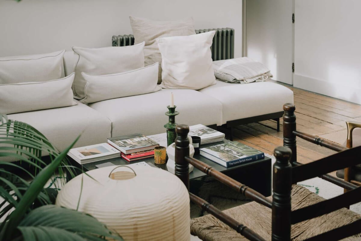 A London Basement Apartment in a Former Wood Workshop 7 sitting room detail