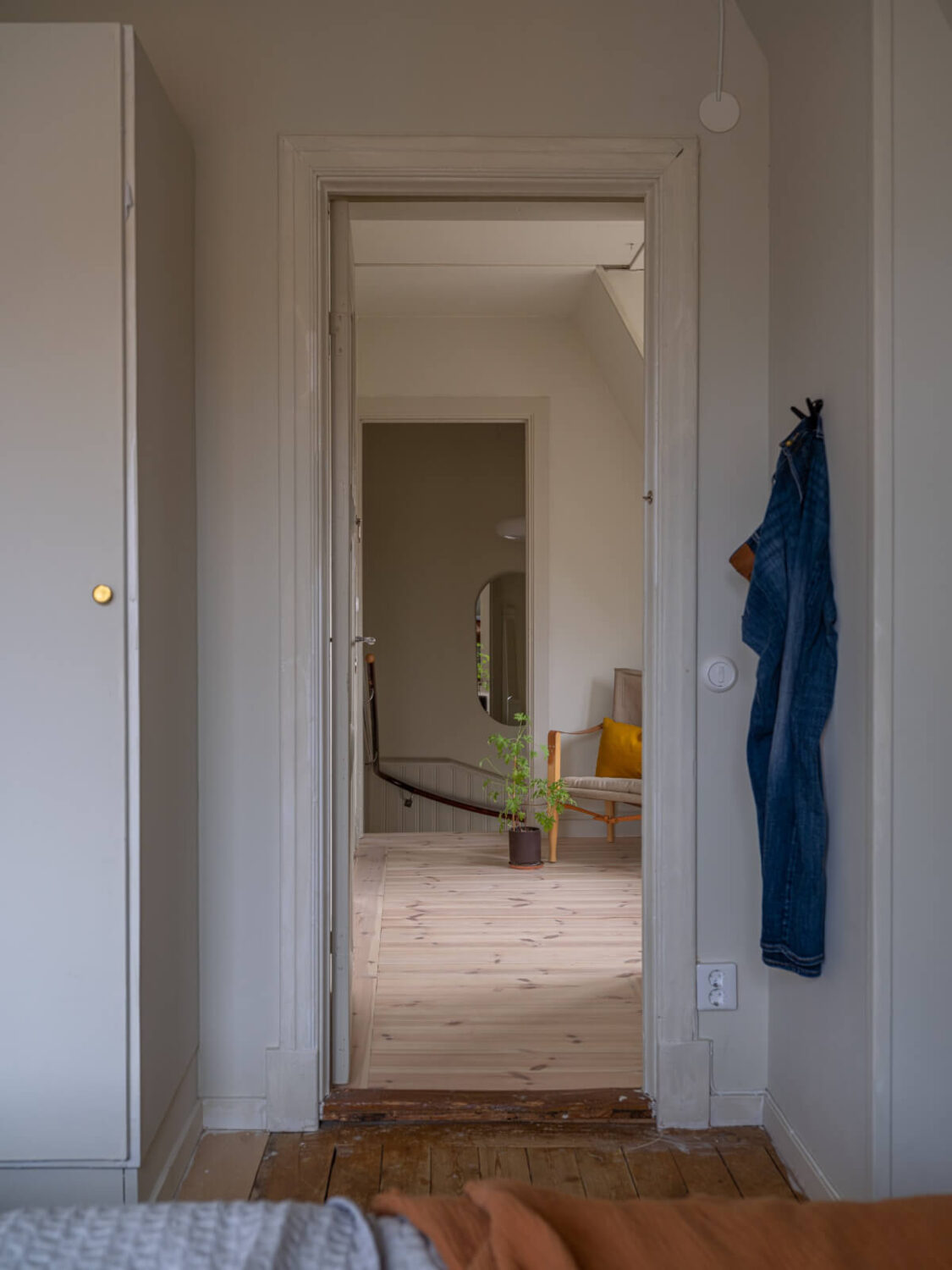A 1920s Villa Pairs Modern Design and Period Features 32 small bedroom built-in wardrobe