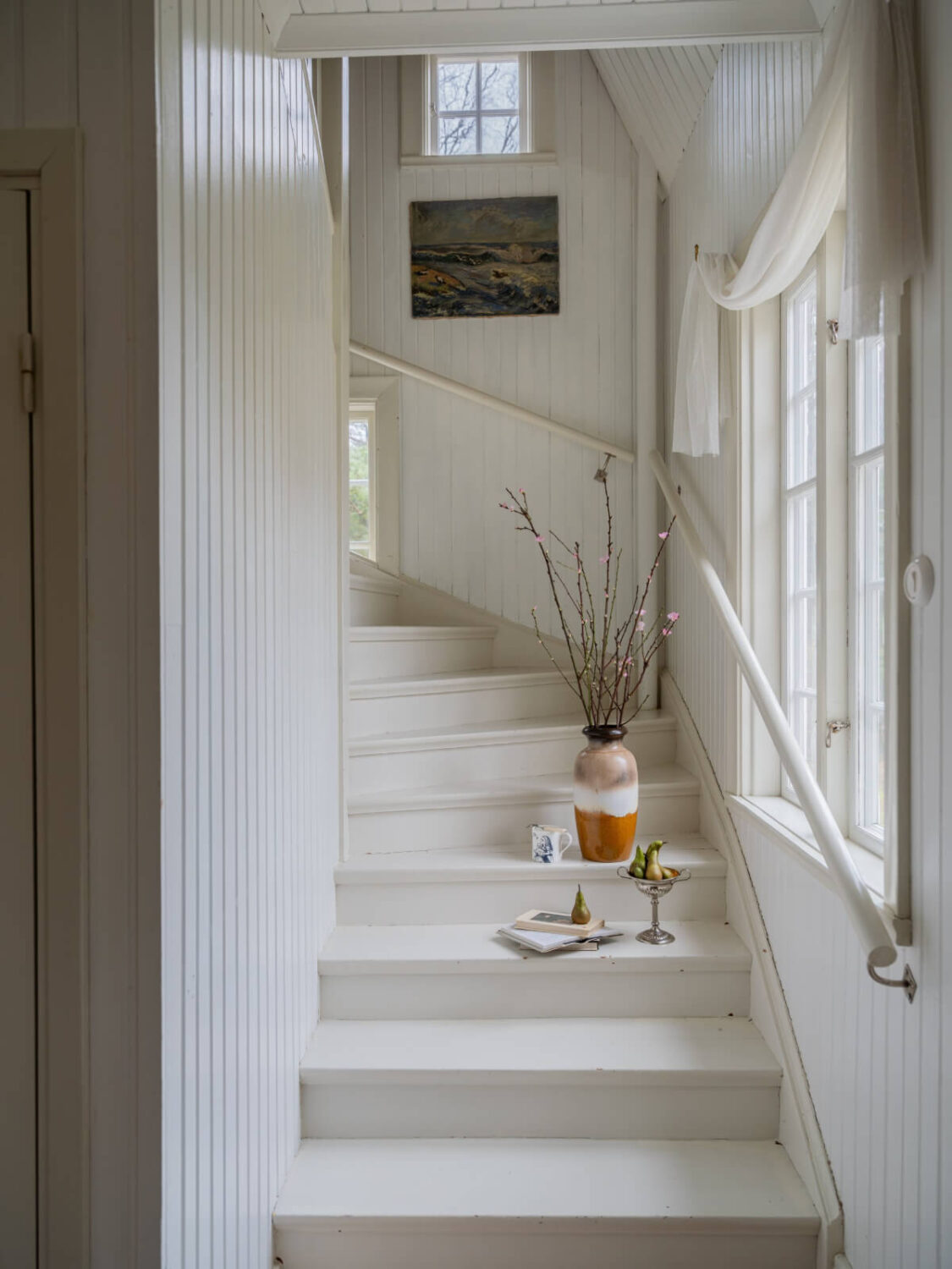 A Romantic Countryside Villa North of Stockholm 15 staircase