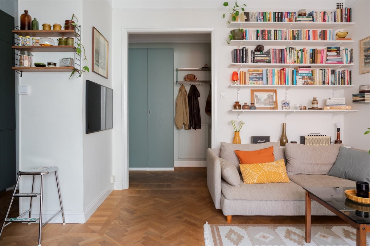 A Small Open-Plan Apartment with Midcentury Furniture 14 wide open doorway