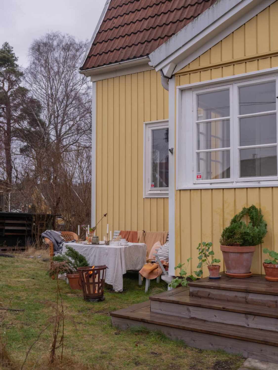 A 1920s Villa Pairs Modern Design and Period Features 34 yellow swedish home garden
