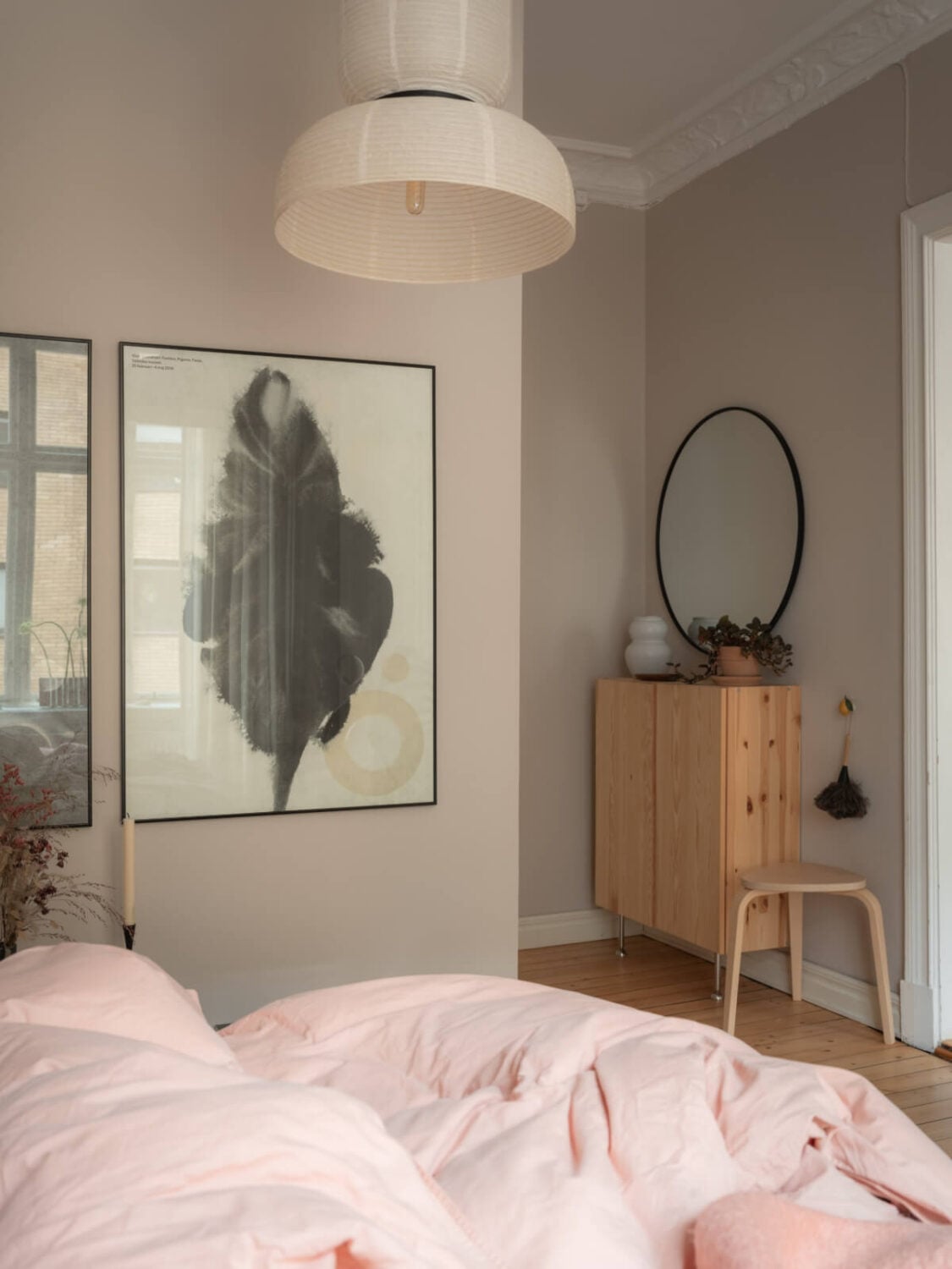 A Calm Color Palette in a Charming Swedish Apartment 22 bedroom niche