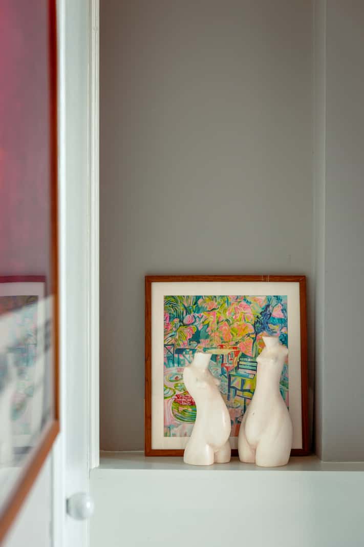 A Corner Apartment with Large Windows in a Former London Pub 19 colorful art