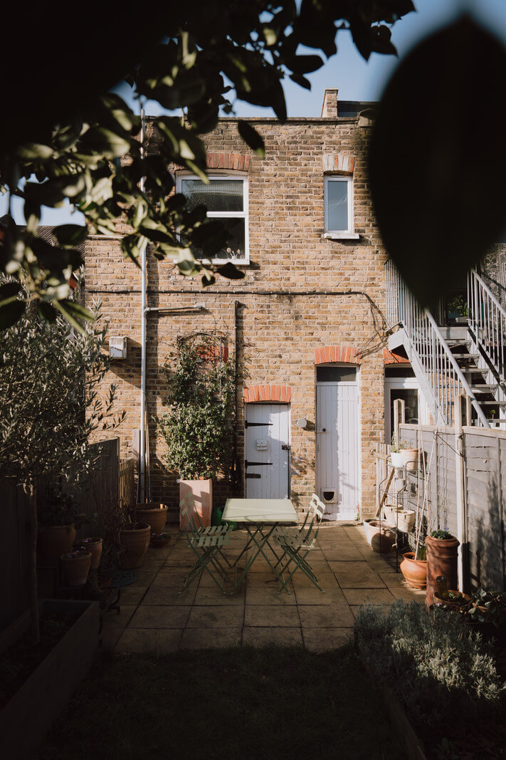A Carefully Restored Edwardian Apartment with a Garden 19 garden 1 A Carefully Restored Edwardian Apartment with a Garden