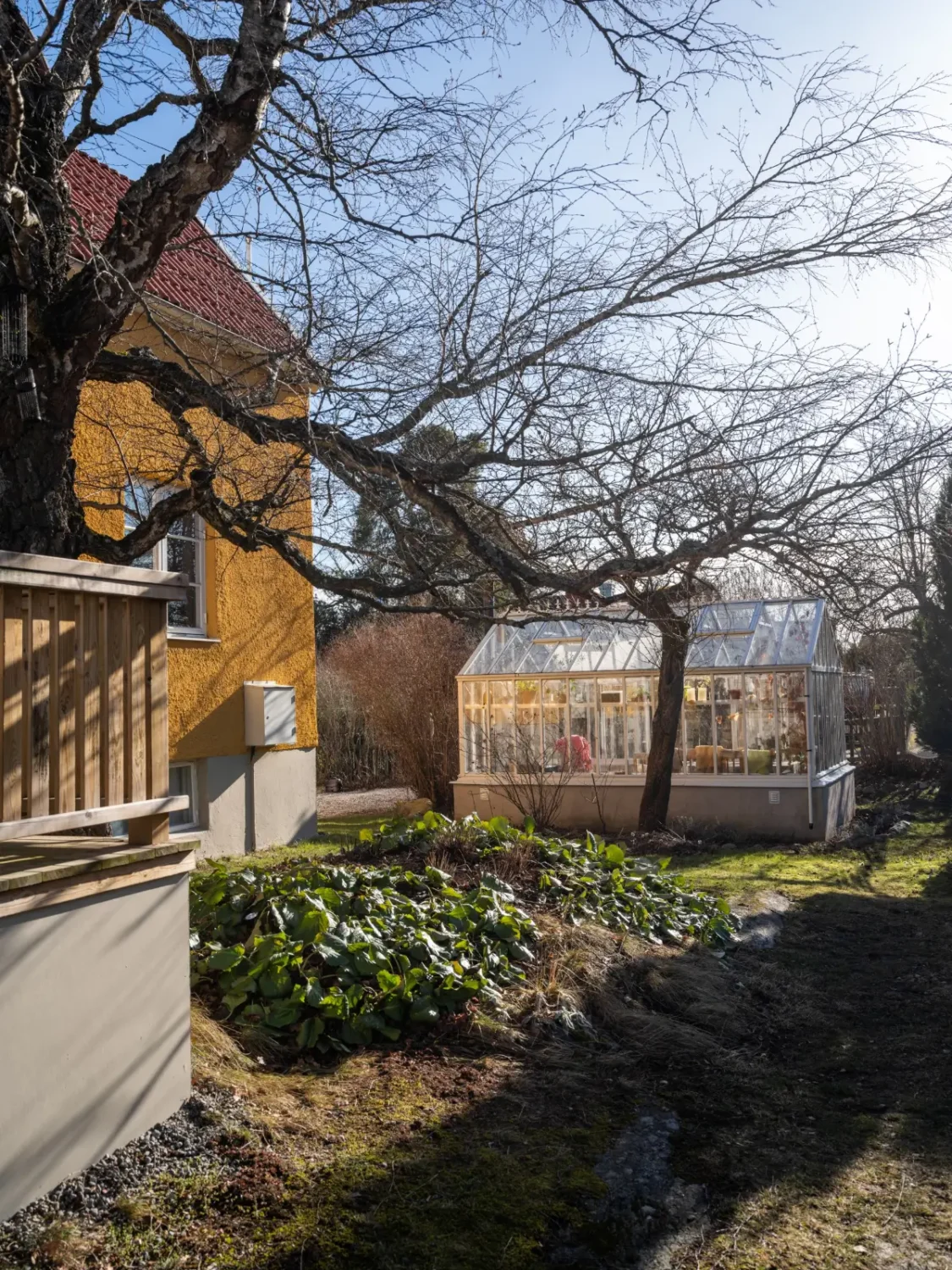A Beautiful Renovated Family Home with a Charming Garden 37 garden with greenhouse