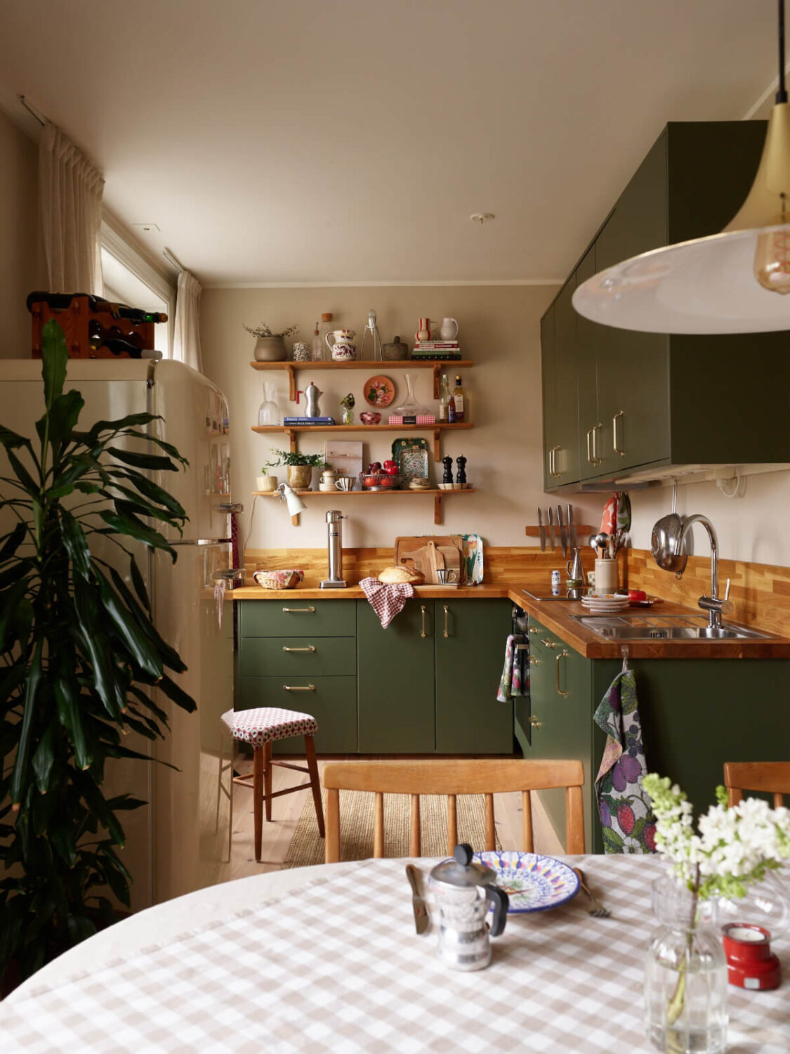 Best of 2025: Kitchens 89 green kitchen with shelves