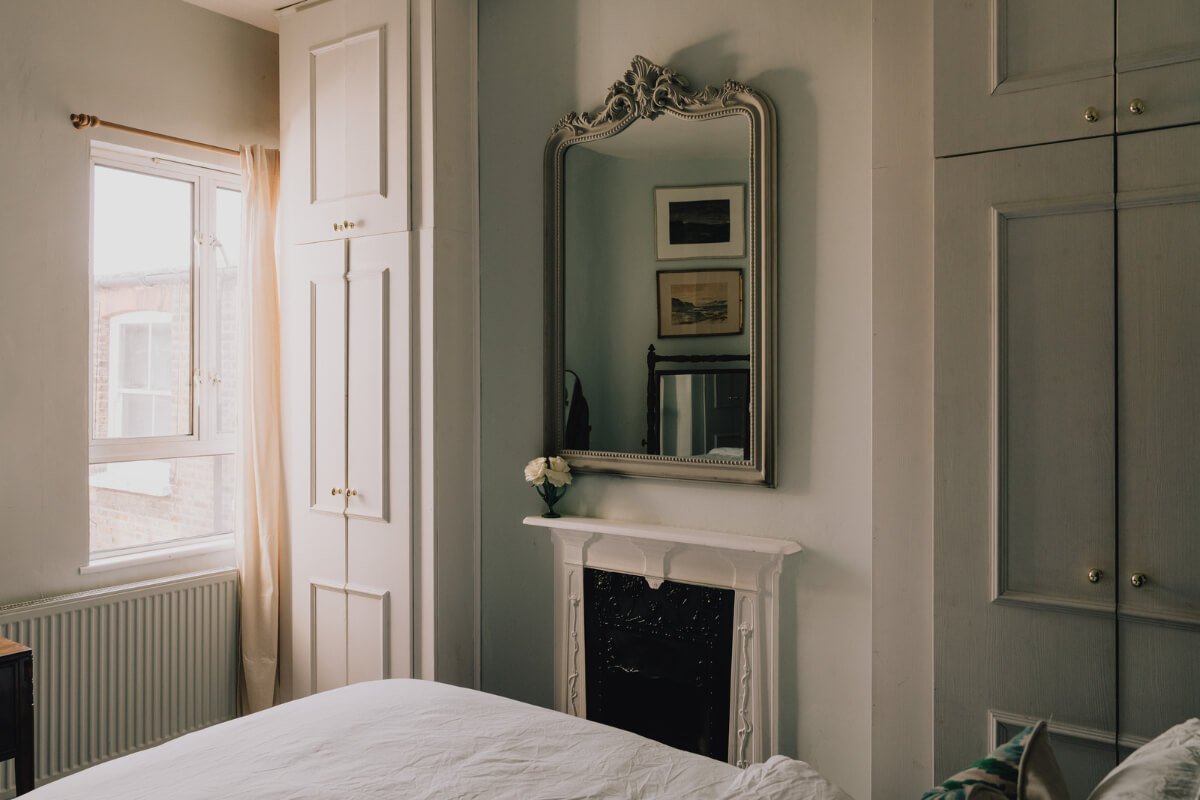 A Carefully Restored Edwardian Apartment with a Garden 10 light bedroom built-in wardrobes fireplace