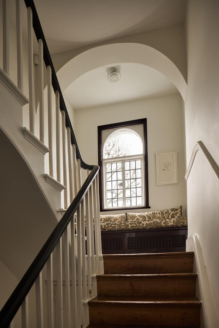 An Early Victorian House with a Unique Barrel-Vaulted Artist's Studio 17 staircase