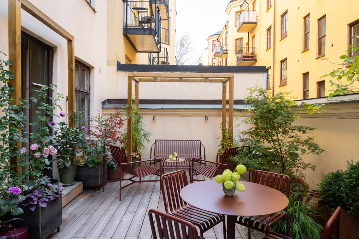 Hotel-Style Interiors in a Late 19th Century Apartment in Stockholm 13 stockholm apartment terrace