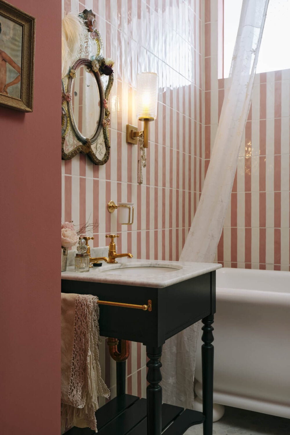 Pearl Lowe's New deVOL Kitchen and Bathroom in her Portobello Home 15 the-devol-victorian-washstand-pearl-lowe-portobello-house-nordroom7