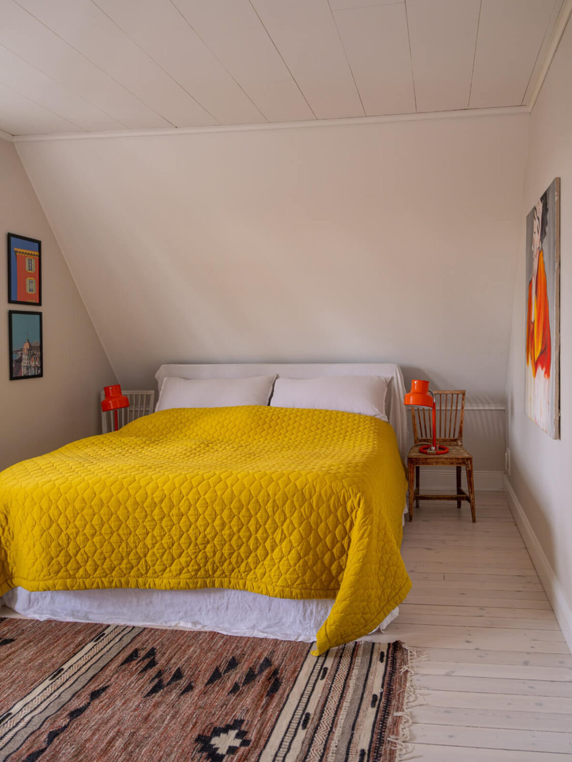 A Beautiful Renovated Family Home with a Charming Garden 22 yellow bedspread