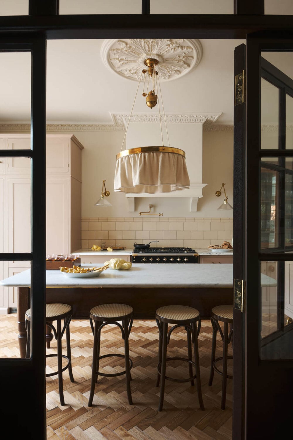 A Pink deVOL Shaker Kitchen with a Glazed Pantry in an Edwardian House 17 1.TheRealShakerKitchen-deVOL_LOW-RES