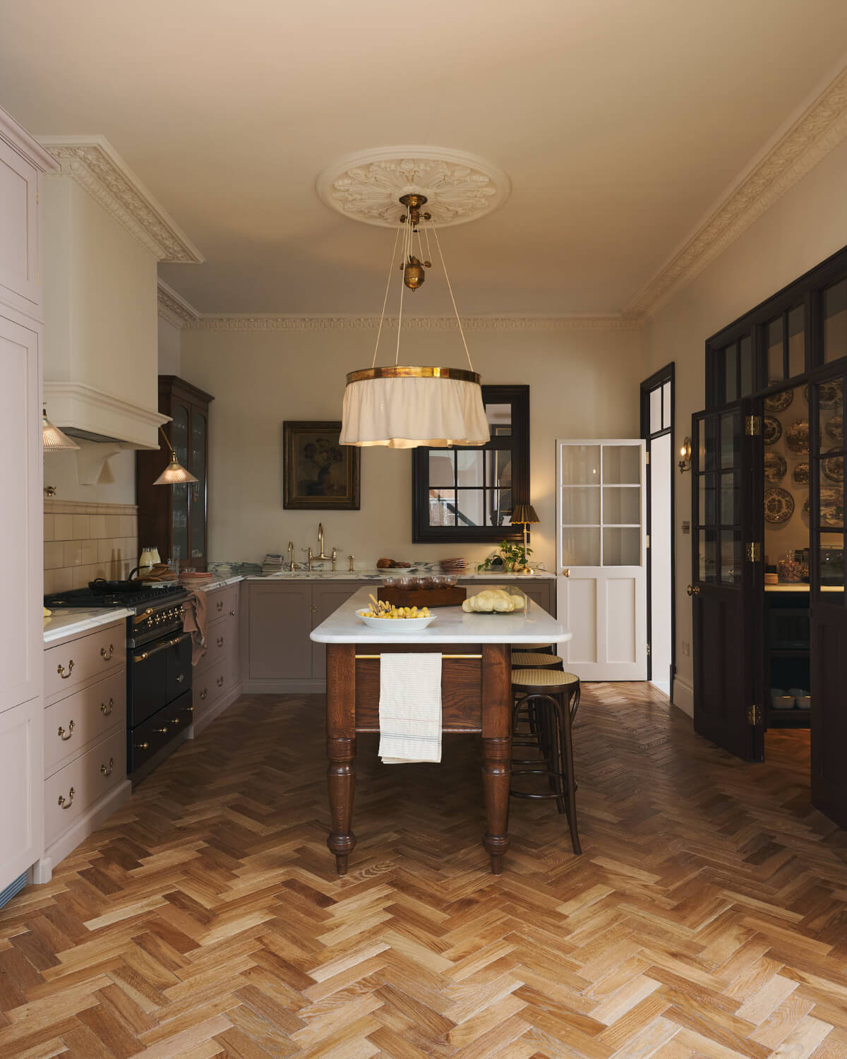 A Pink deVOL Shaker Kitchen with a Glazed Pantry in an Edwardian House 2 17.TheRealShakerKitchen-deVOL_LOW-RES