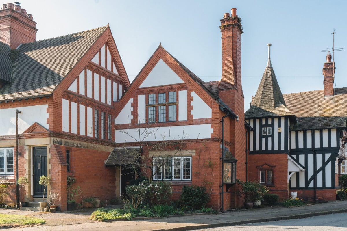 A Sage Green Kitchen in a Charming Arts and Crafts House 20 arts and crafts house merseyside england