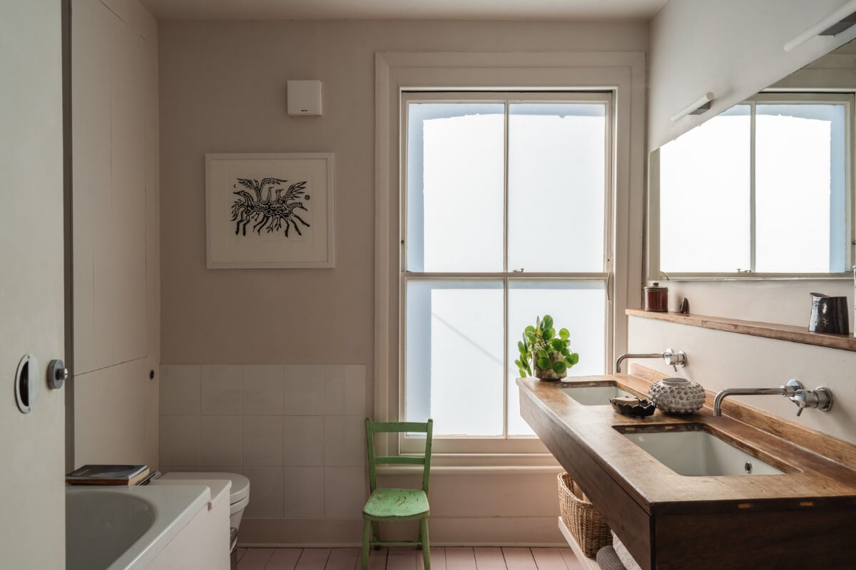 An Edwardian House with Muted Tones, Natural Materials, and a Landscaped Garden 23 bathroom