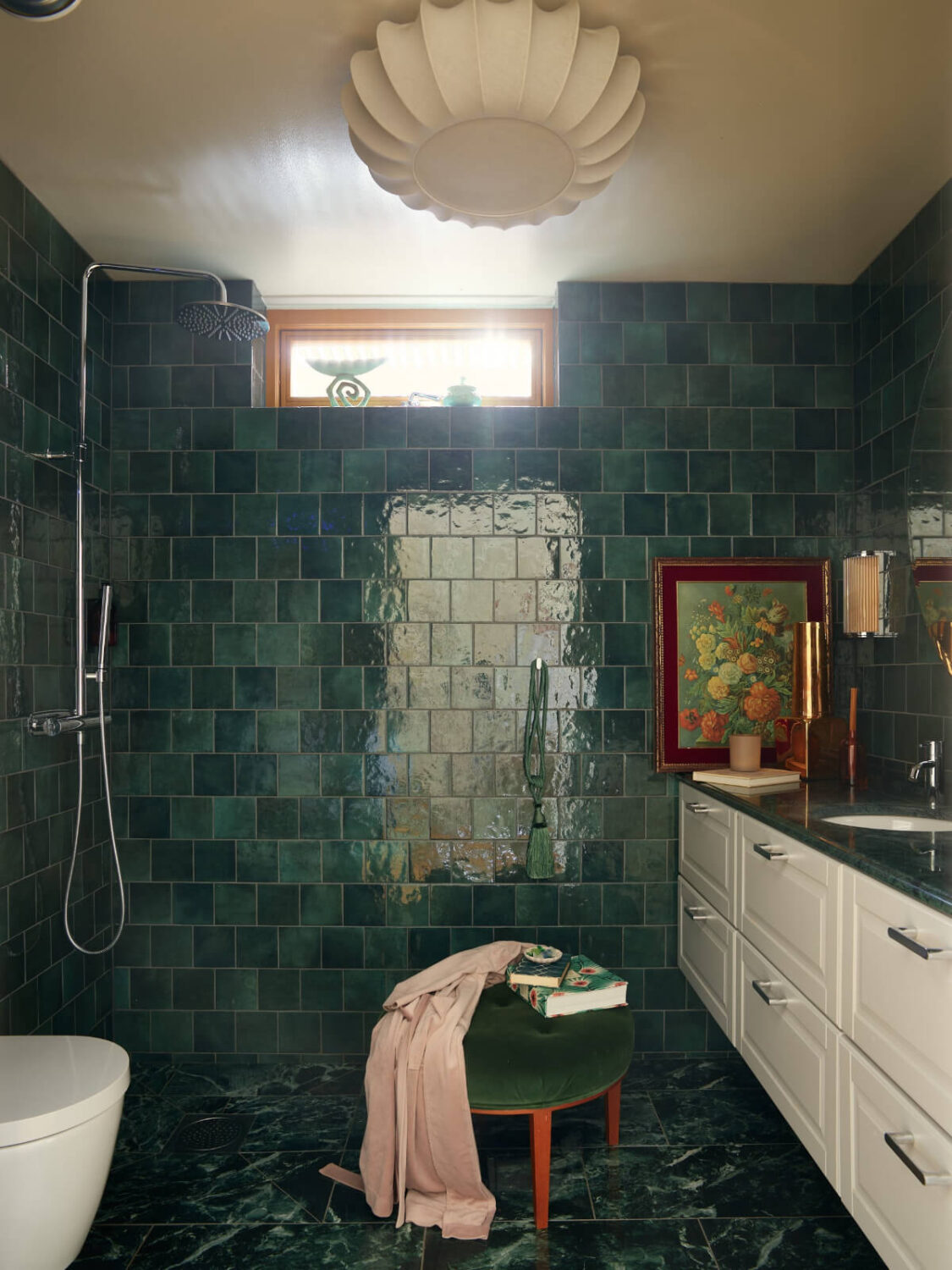 A Personal and Cozy 1960s Family Home in Sweden 33 bathroom glossy green tiles