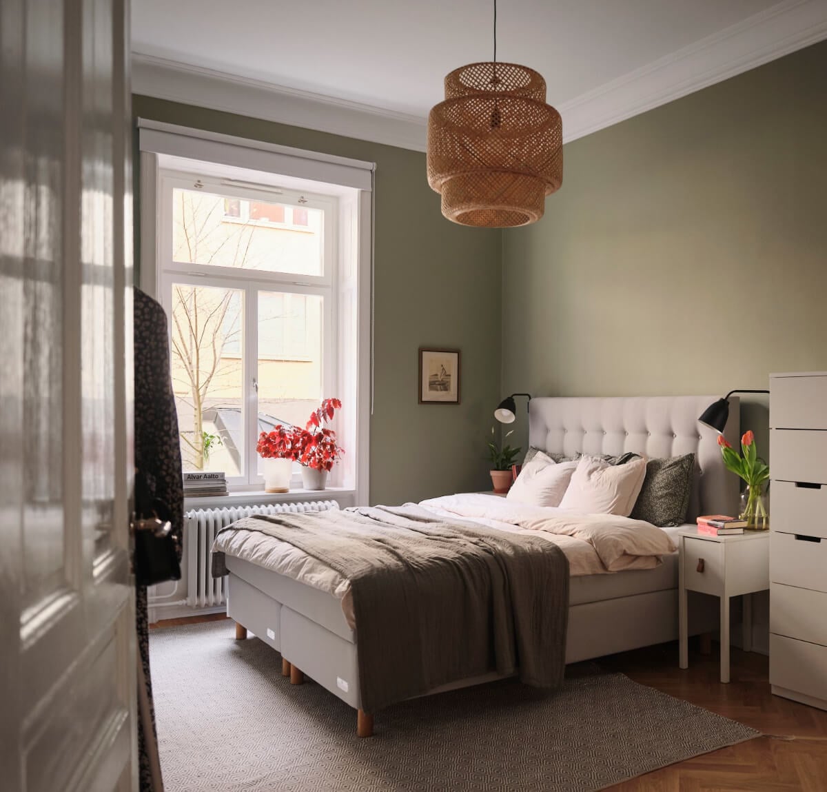 Classic Elements and Light Rooms in a Lovely Family Apartment 25 bedroom gray-green walls
