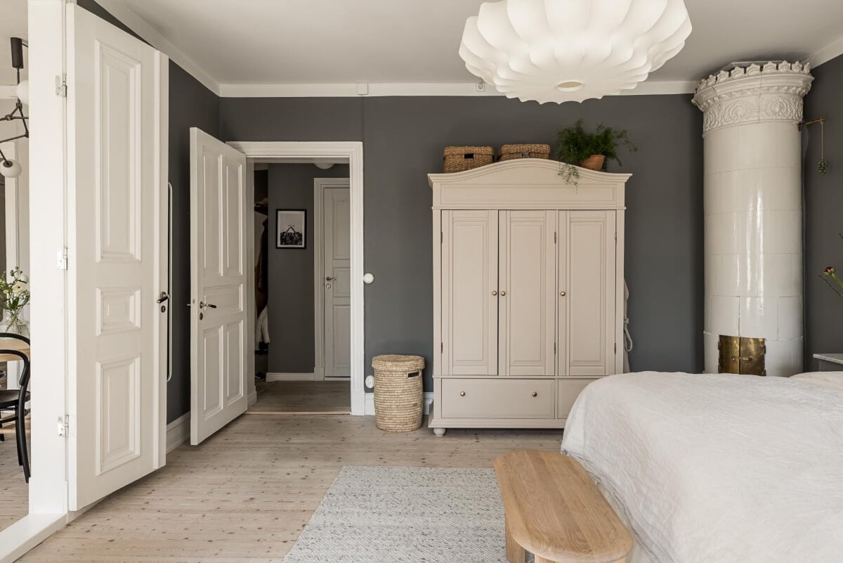 Gray Tones and a Classic Kitchen in a Swedish Apartment 13 bedroom wardrobe