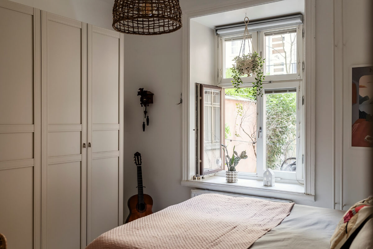 A Bright Family Apartment in Södermalm 14 bedroom with large open windows