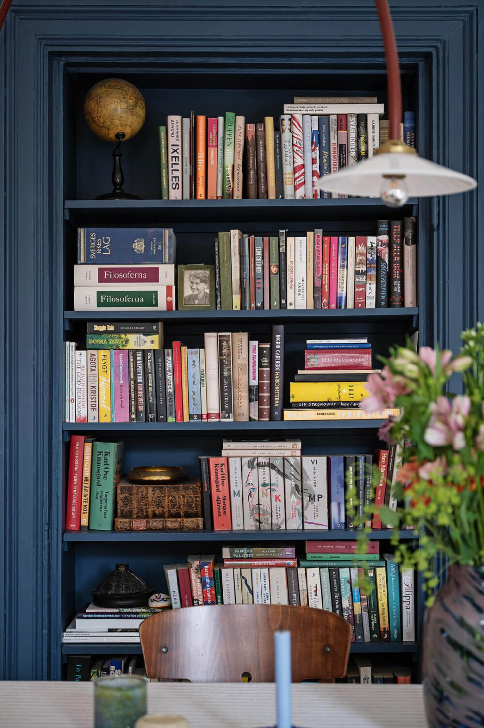 Pink and Blue Tones in a Late 19th-Century Apartment 8 blue bookcase
