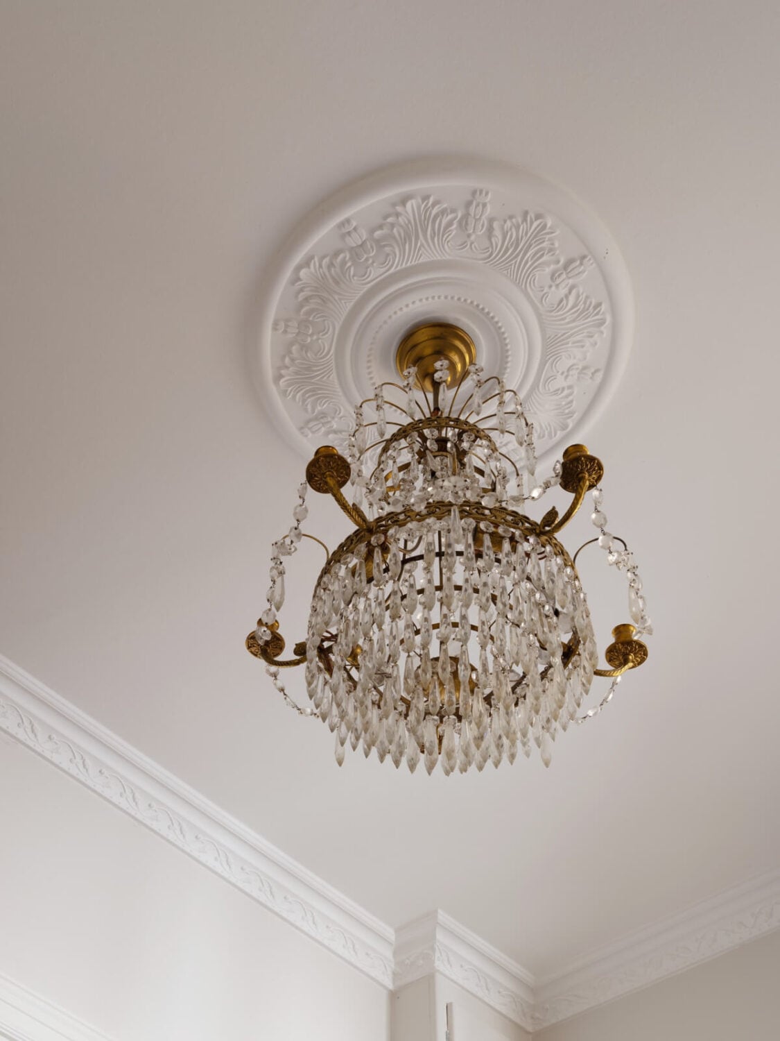 A Small Apartment with Green Color Accents and a Cozy Patio Terrace 25 ceiling rose