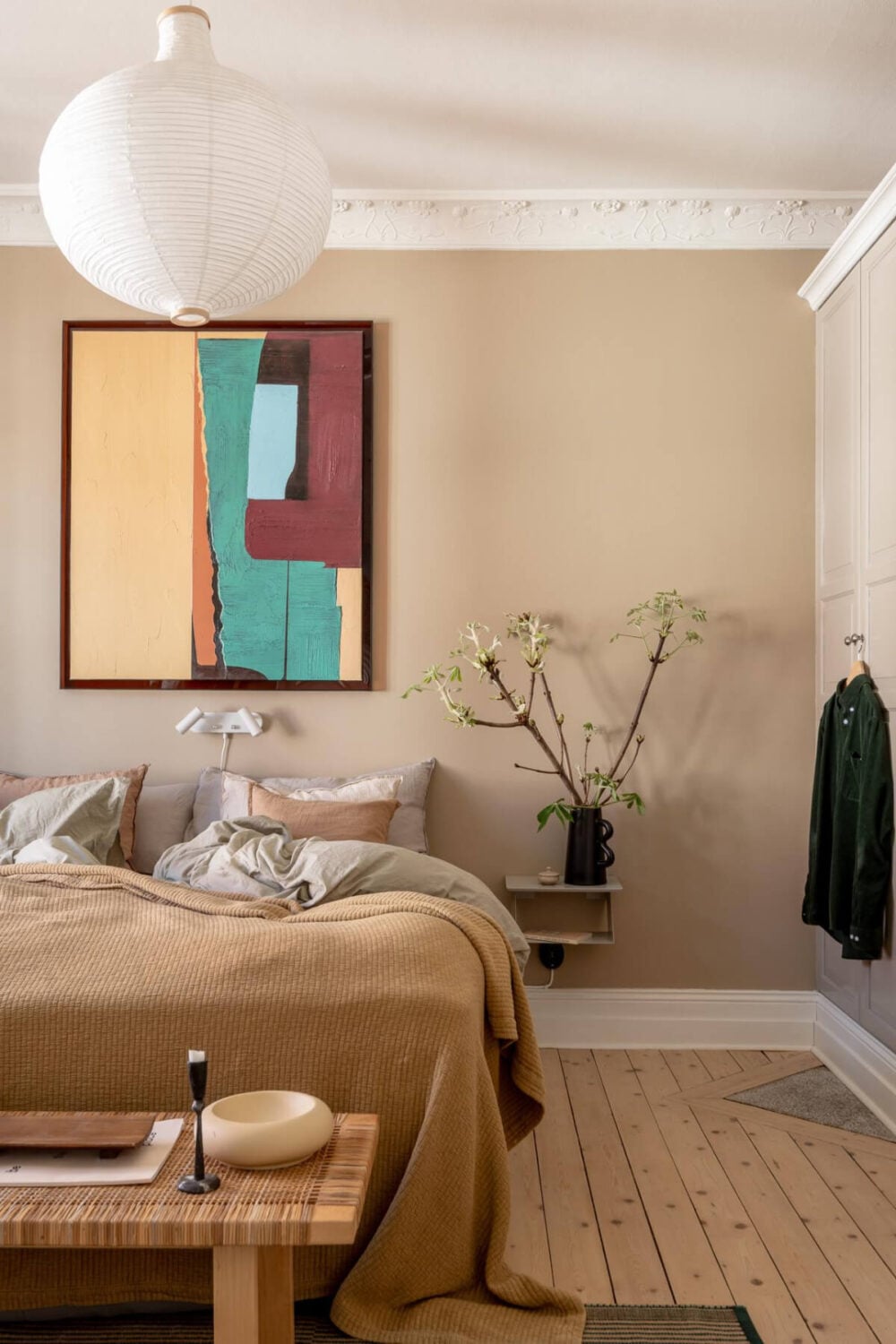 Best of 2025: Bedrooms 45 dark beige bedroom wooden floorboards