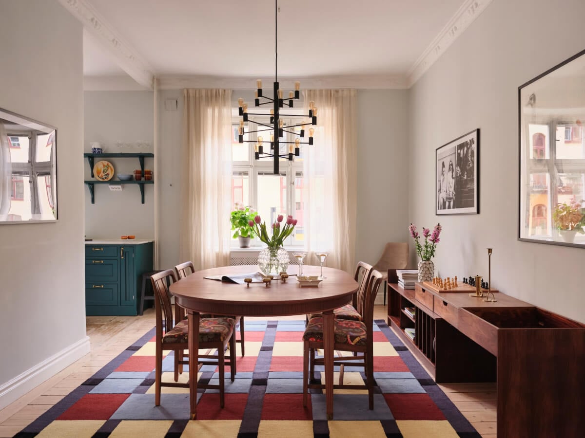 A Spacious Turn-of-the-Century Apartment with Nice Color Accents 7 dining room large colorful ruf