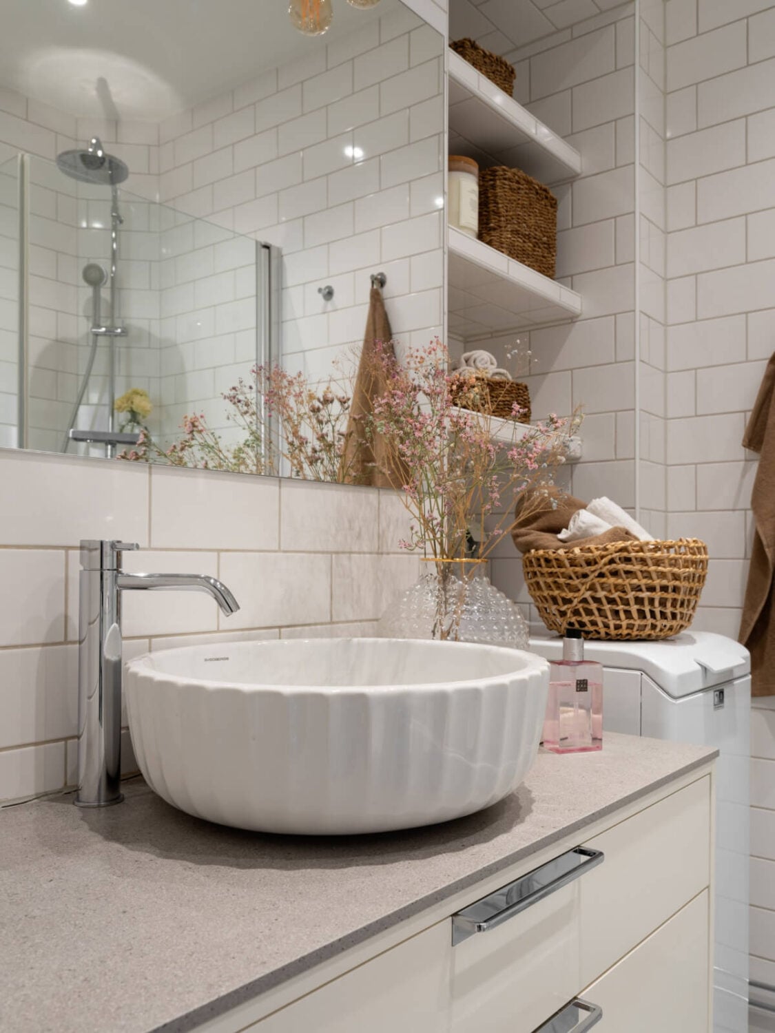 A Small Apartment with Green Color Accents and a Cozy Patio Terrace 24 fluted sink