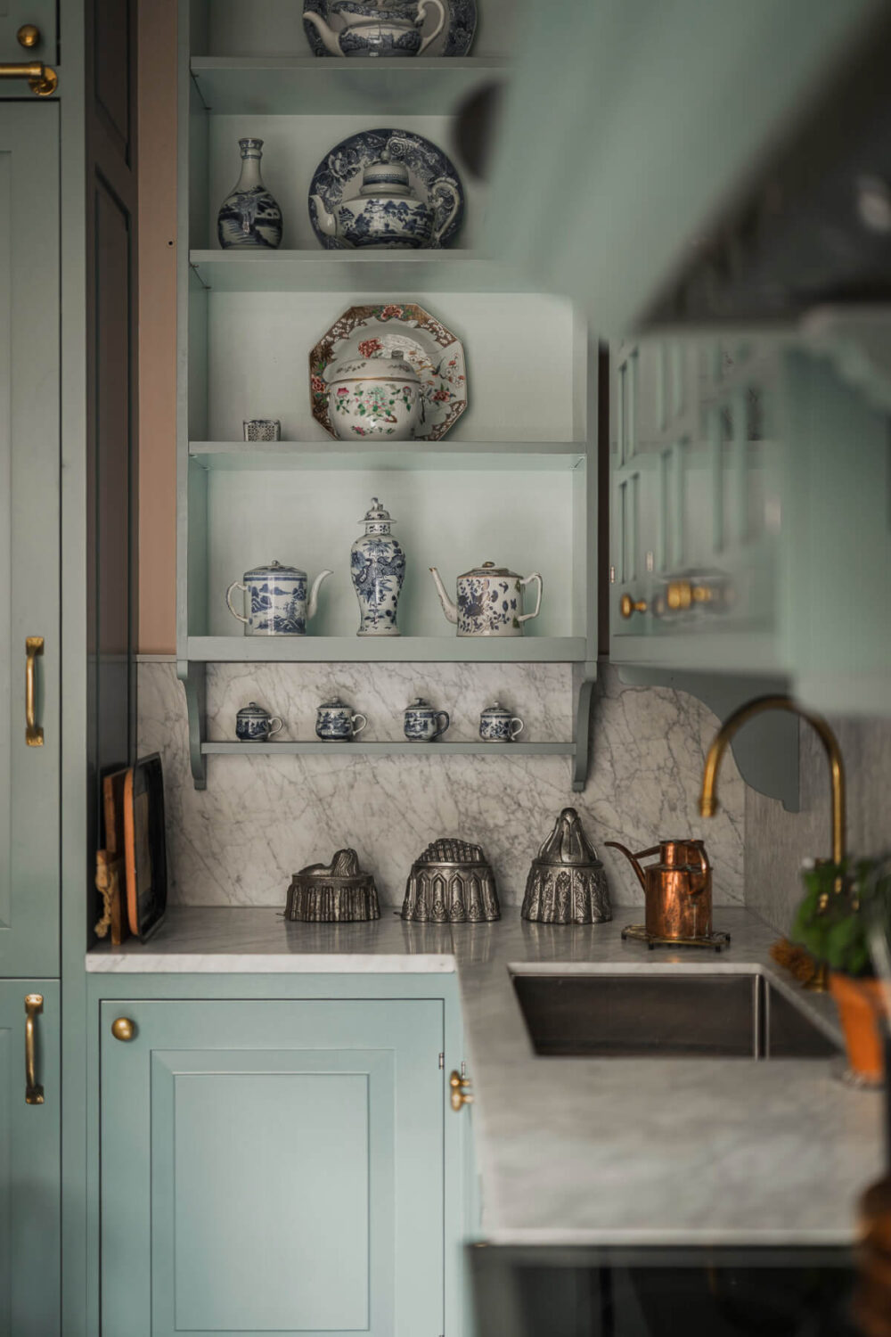 A Spectacular Kitchen and Antiques in a Late 19th-Century Apartment 6 open kitchen cabinet