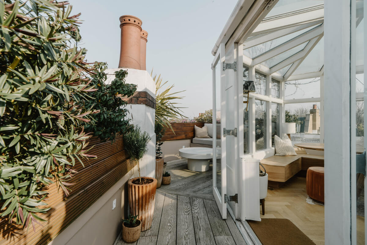 A Classy Apartment on the Top Floors of a 19th-Century Building 17 rooftop terrace london maisonette
