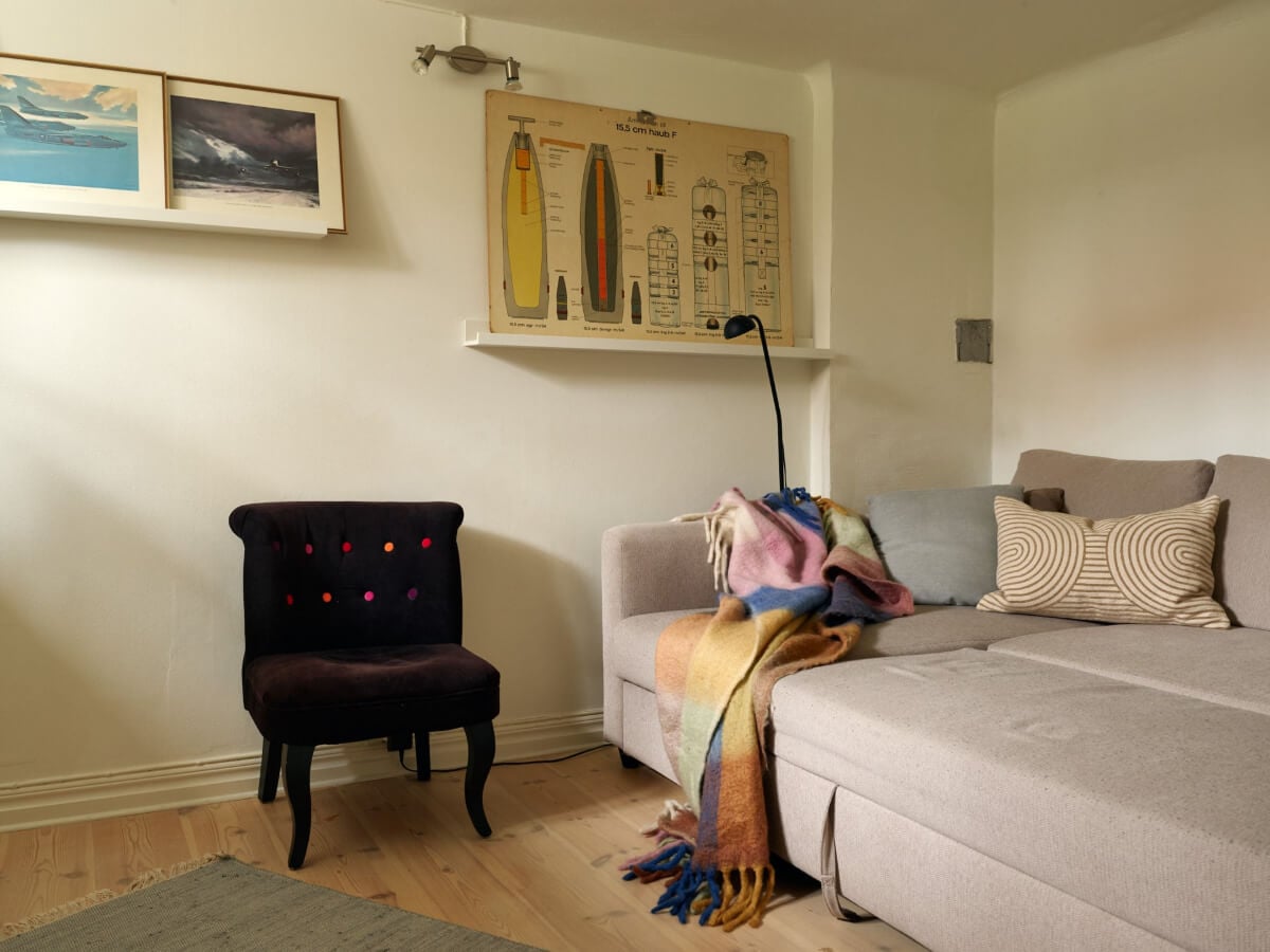 A Charming Semi-Detached House in the First Garden Town of Stockholm 28 snug