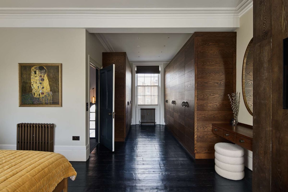 Light and Dark in a Spacious Victorian Townhouse in London 23 spacious bedroom with dressing room