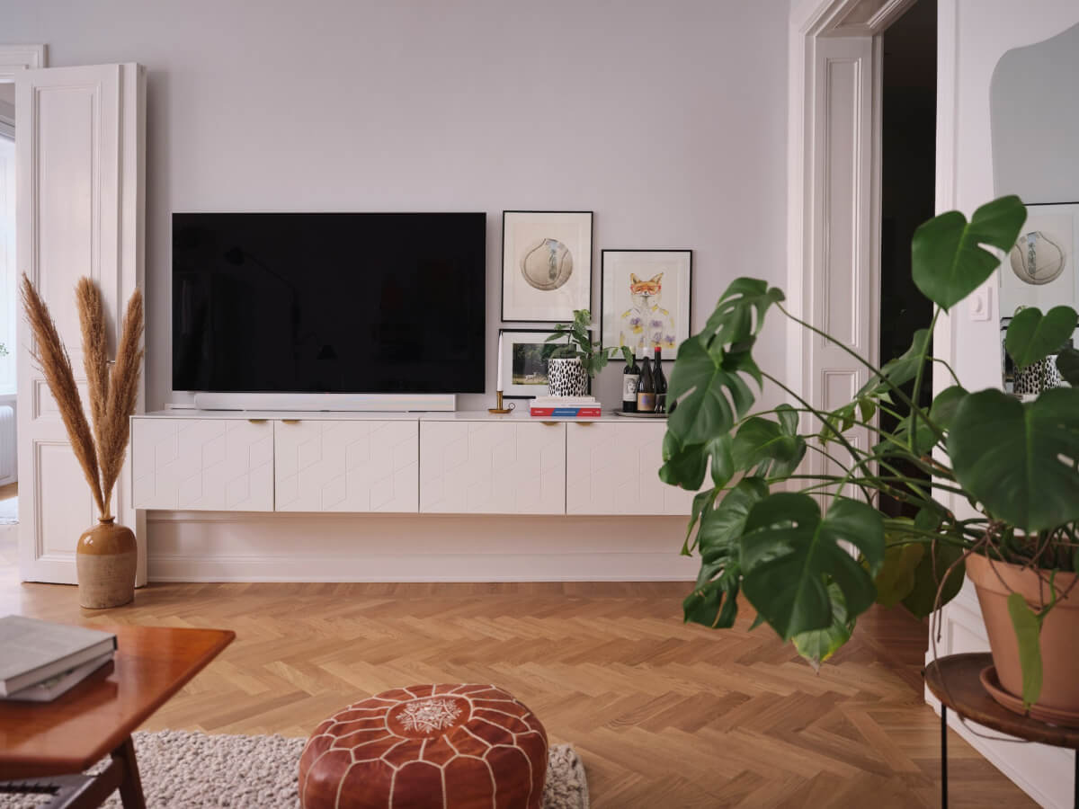 Classic Elements and Light Rooms in a Lovely Family Apartment 4 tv cabinet living room