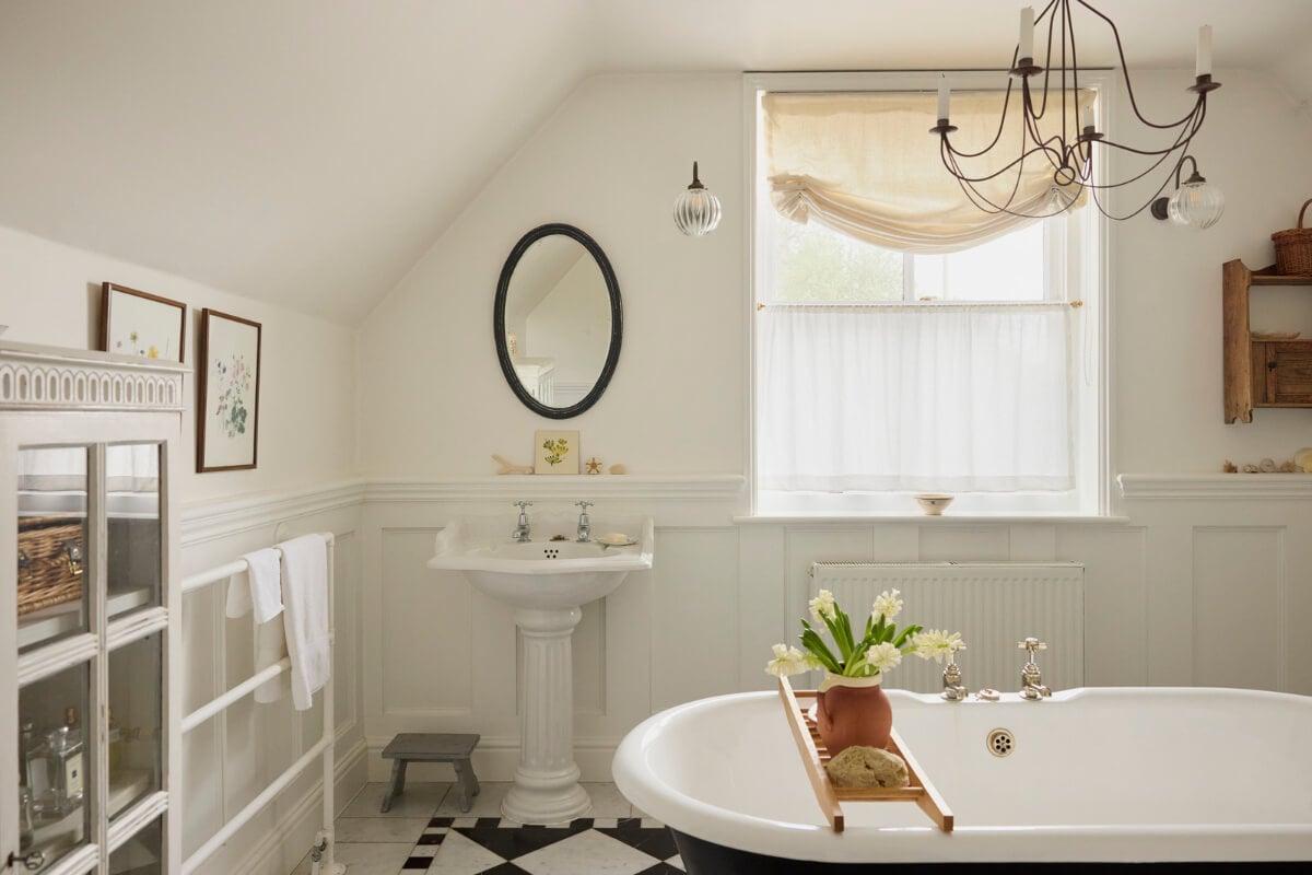 Natural Colors and Materials in a Beautiful Arts and Crafts House 27 bathroom freestanding bath Natural Colors and Materials in a Beautiful Arts and Crafts House