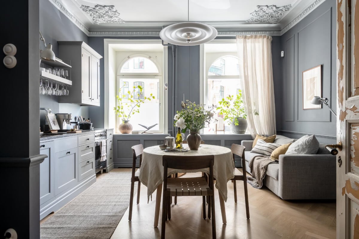 Best of 2025: Studio & Loft Apartments 17 blue studio apartment period details
