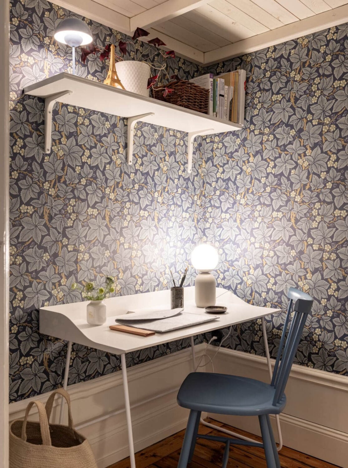 Wallpapers and Blue Tones in a Cozy Turn-of-the-Century Home 26 blue wallpaper small home office