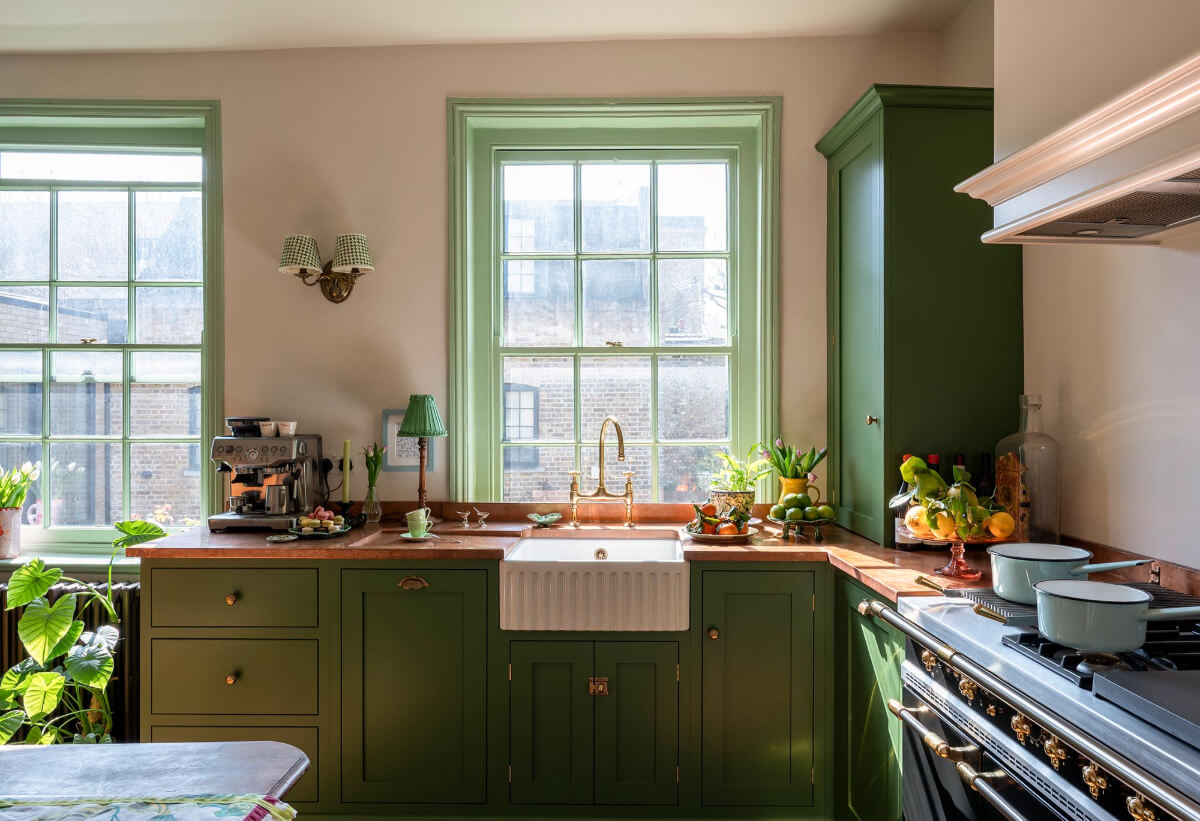 A Small, Green deVOL Kitchen in a 17th-Century London Mews House 2 devol shaker kitchen copper countertop sink under window mews house nordroom
