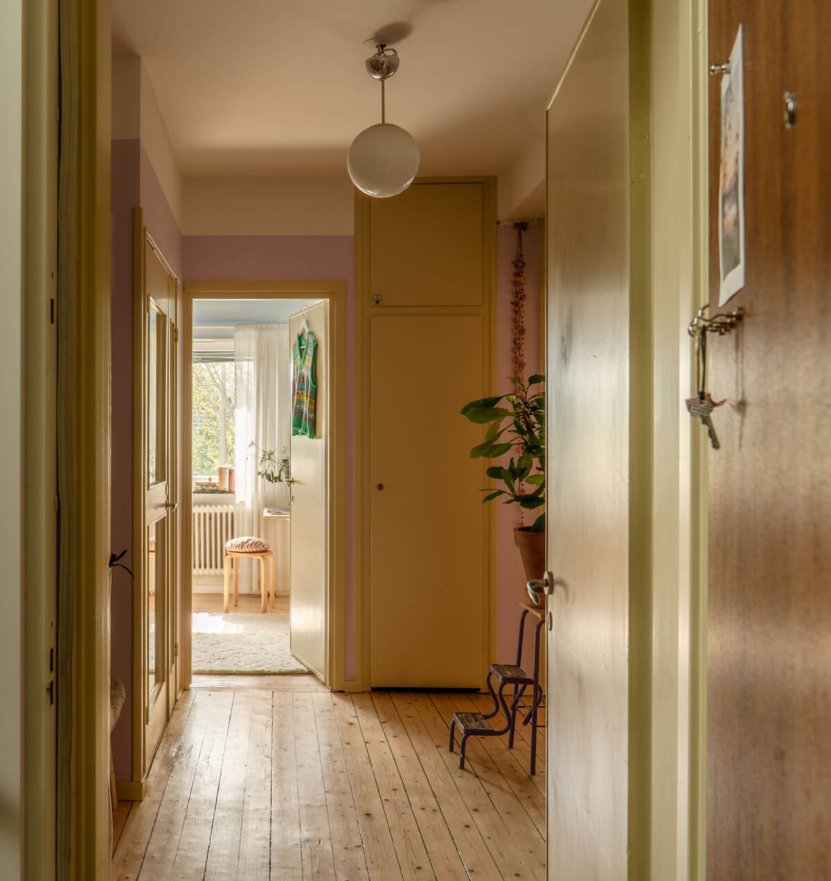 Best of 2025: Hallways 33 hall butter yellow woodwork