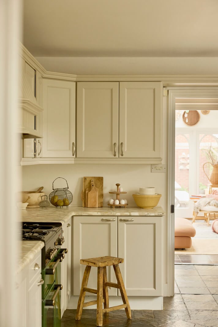 Natural Colors and Materials in a Beautiful Arts and Crafts House 6 kitchen detail