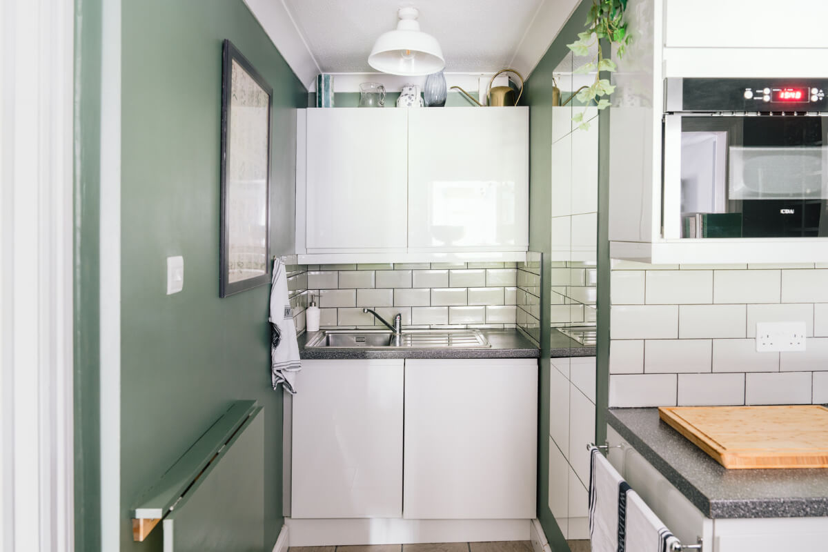 A Colorful Apartment in a Former Victorian Church in London 6 kitchen sink